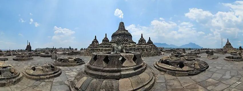 A Journey to the Heart of Yogyakarta: Borobudur