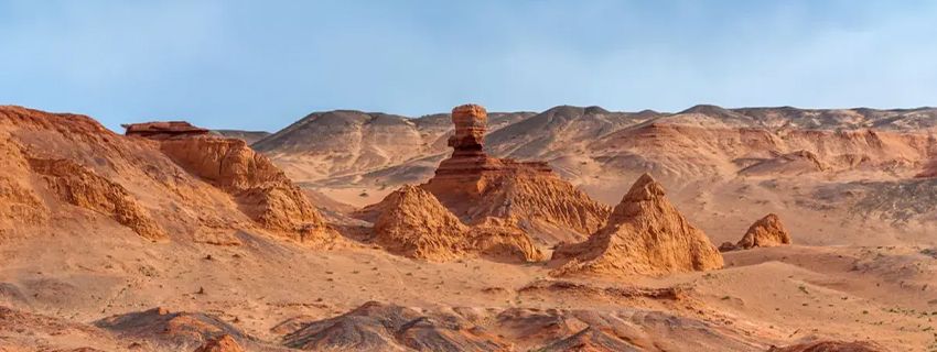 Beautiful & Top Must-Visit Sites To Explore At The Gobi Desert Mongolia